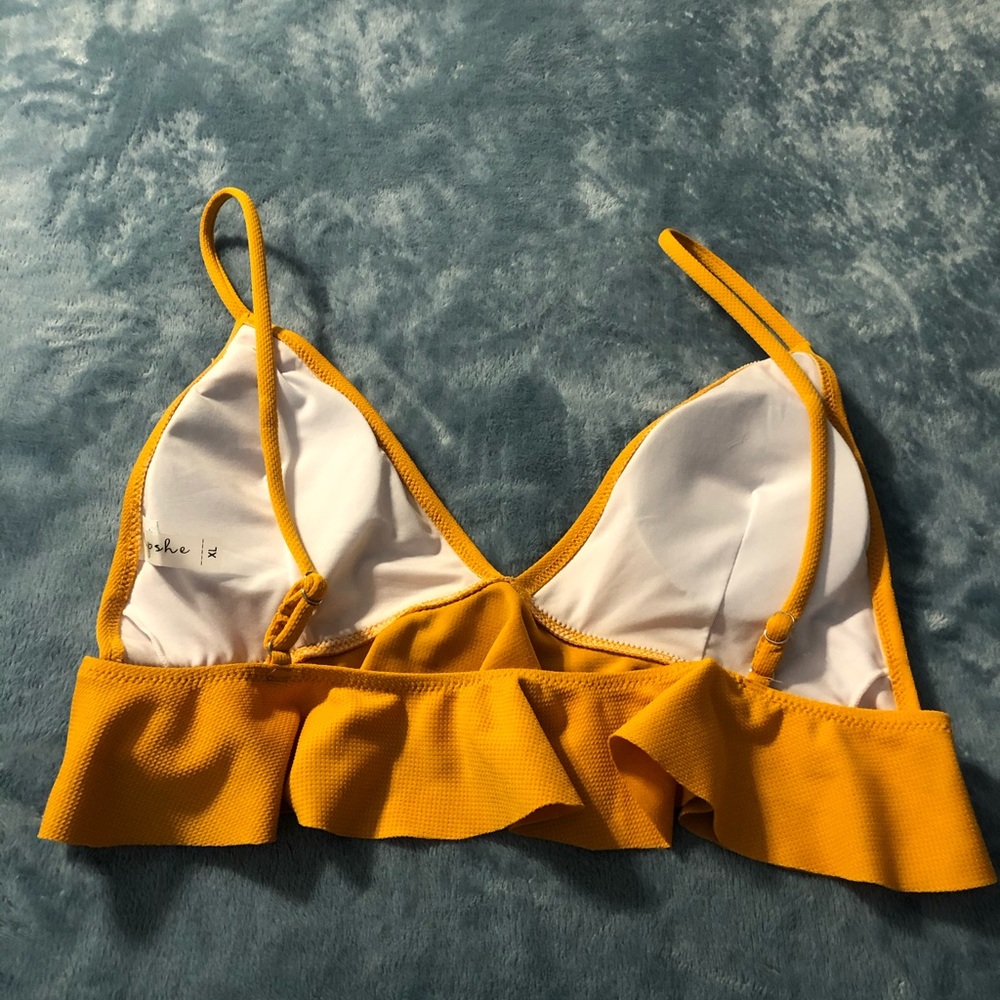 Cupshe bikini top - Picture 3 of 10